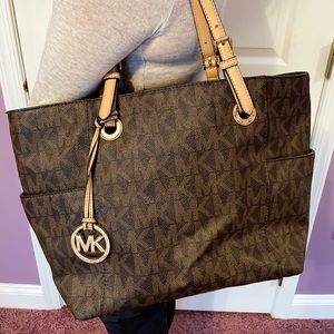 Michael Kors Tote